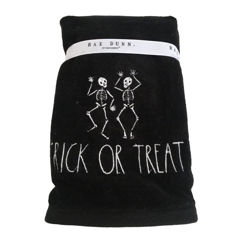 Rae Dunn Halloween Hand Towels Set of 2 Skeleton Trick or Treat Black 16 x 30 in - Picture 1 of 4
